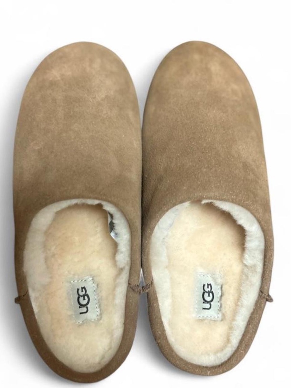 New w/o box Womens UGG Suede Slip-On Clogs size 8.